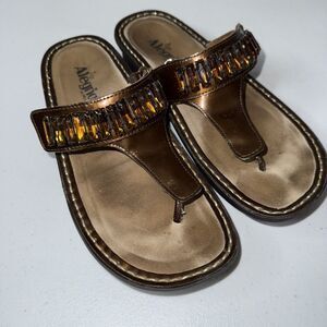 Alegria Women’s Carina Thong Sandal Stone Embellished Size 39